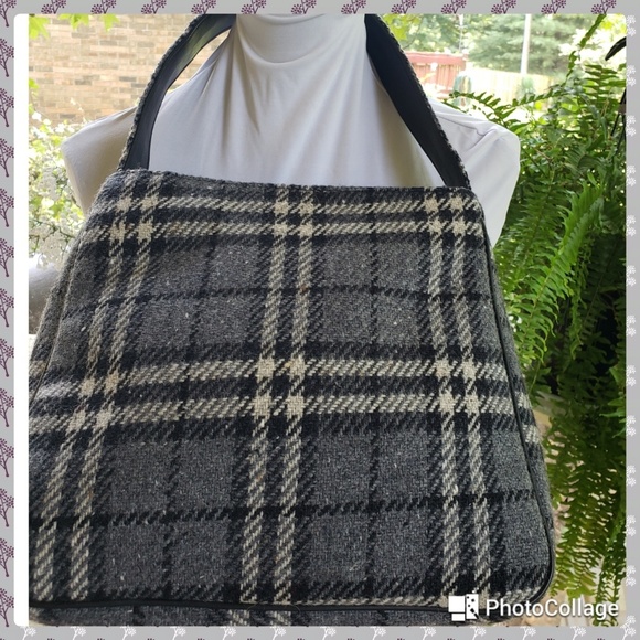 Burberrys' London | Wool Plaid Shoulder Bag - Picture 1 of 4